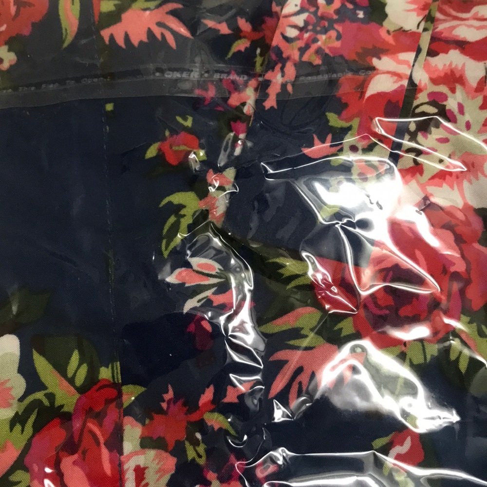 Floral Robe in navy - Picture 5 of 5